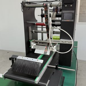 全自动平面贴标机