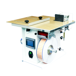 半自动平面贴标机